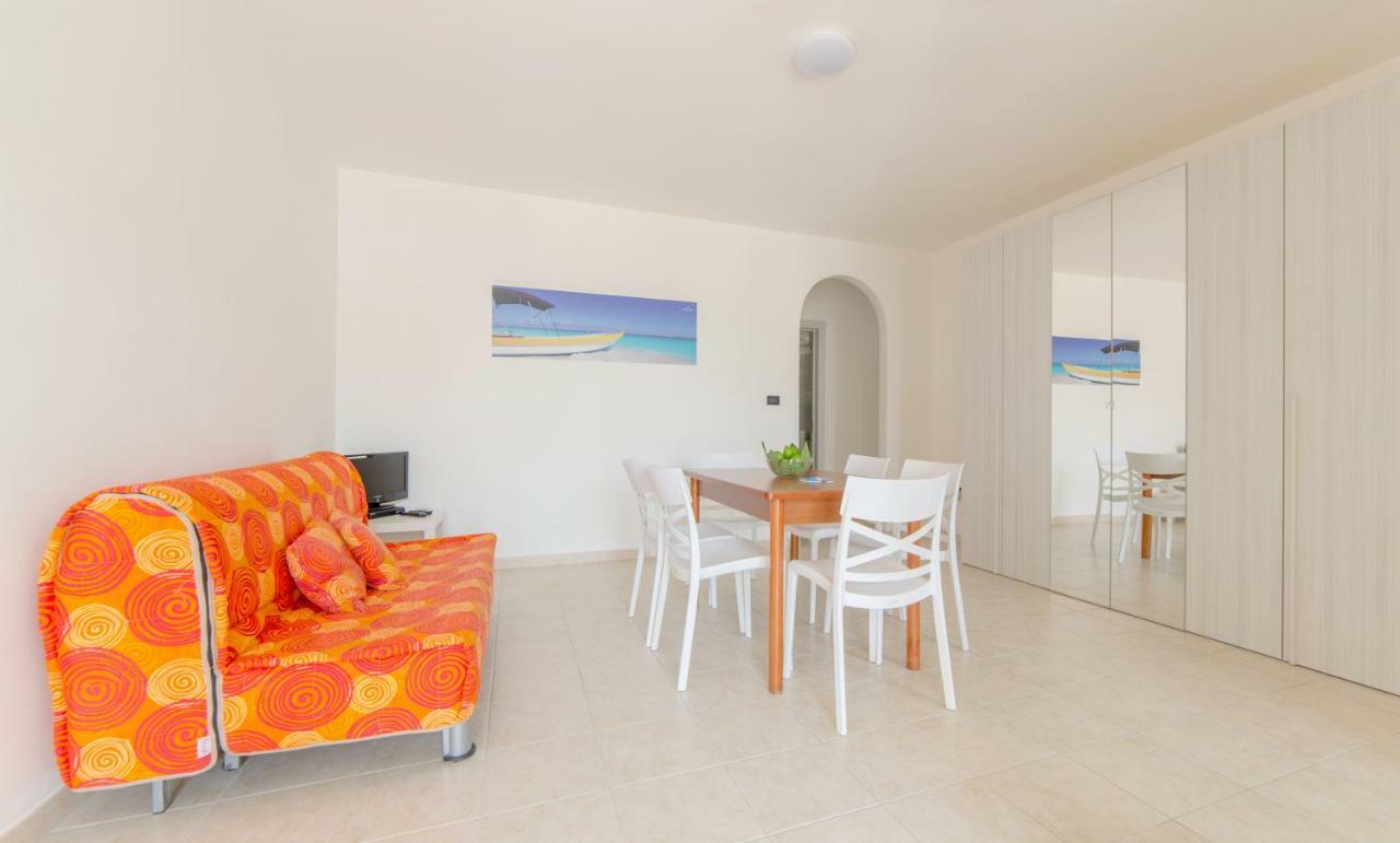 Spiaggia Bianca Apartments 토레 바도 외부 사진